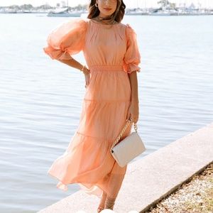 VICI MARTINA CRINKLE TIERED PUFF SLEEVE OPEN BACK MIDI DRESS - CORAL